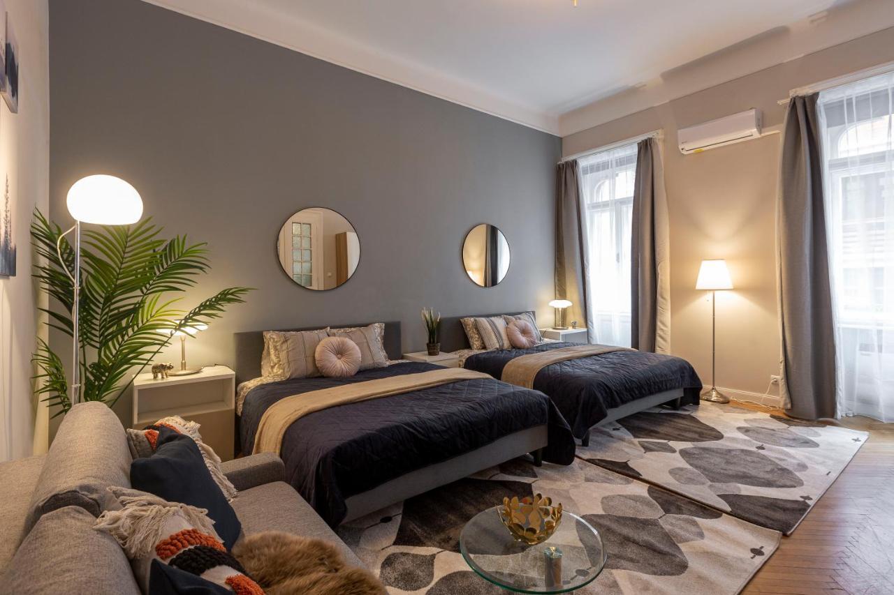 Spacious & Cozy Downtown Apartment With Balcony بودابست المظهر الخارجي الصورة